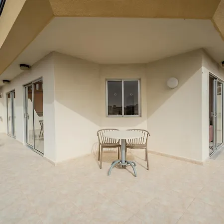 Obsidian Santa Maria شقة *