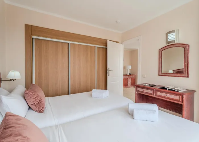 Apartament Obsidian Santa Maria *